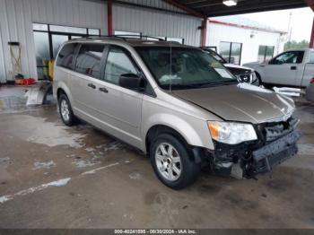  Salvage Chrysler Town & Country