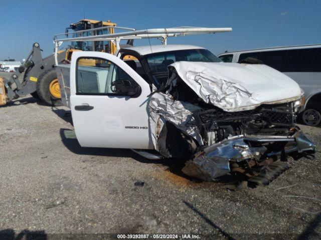  Salvage Chevrolet Silverado 2500