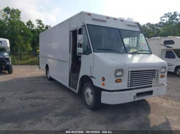  Salvage Freightliner Chassis