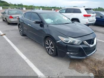  Salvage Nissan Maxima