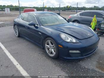  Salvage Porsche Panamera