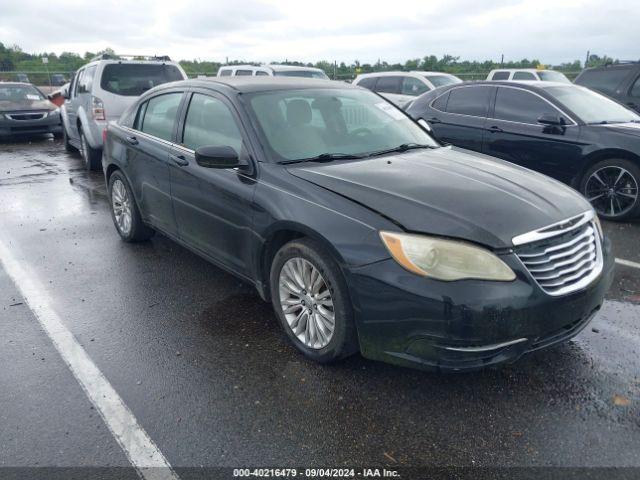  Salvage Chrysler 200