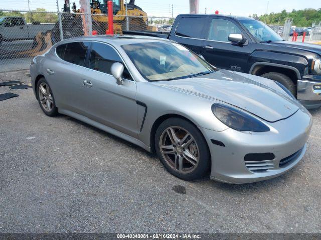  Salvage Porsche Panamera