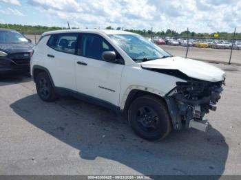  Salvage Jeep Compass