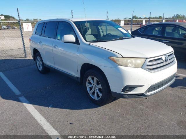  Salvage Toyota Highlander