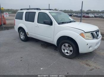  Salvage Nissan Pathfinder