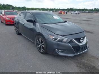  Salvage Nissan Maxima