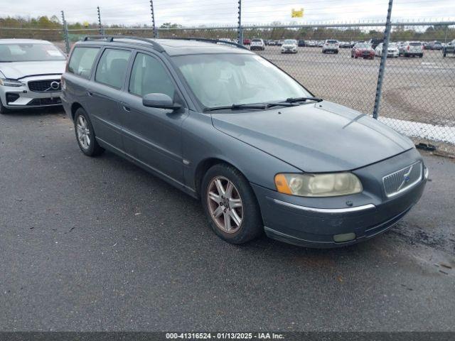  Salvage Volvo V70