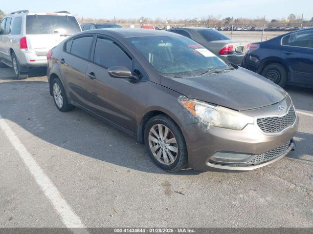  Salvage Kia Forte