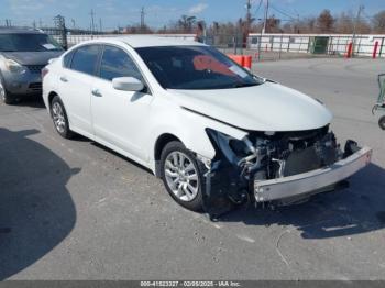  Salvage Nissan Altima