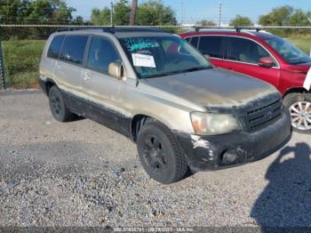  Salvage Toyota Highlander