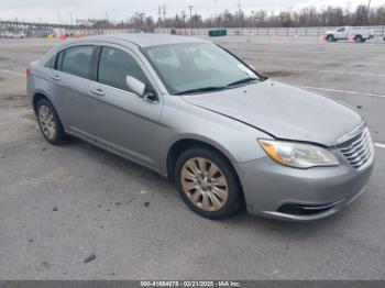  Salvage Chrysler 200