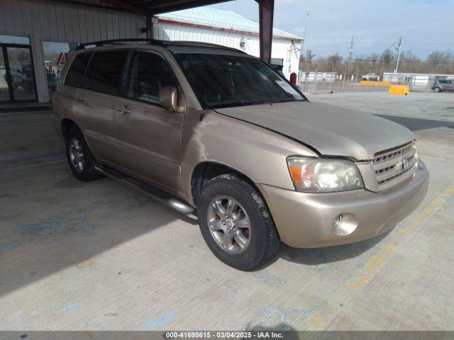  Salvage Toyota Highlander