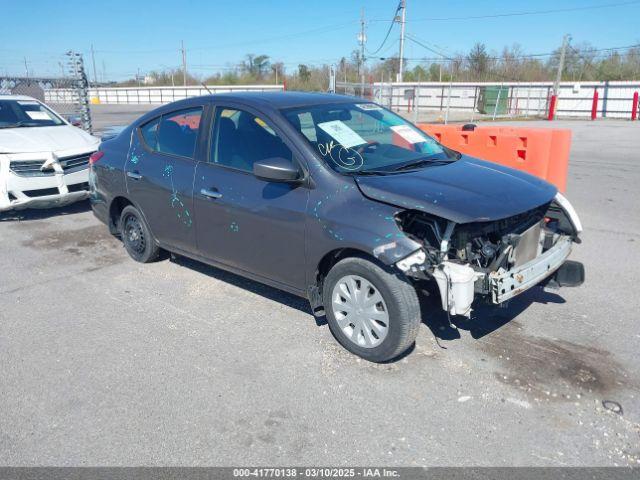  Salvage Nissan Versa