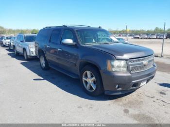  Salvage Chevrolet Suburban 1500