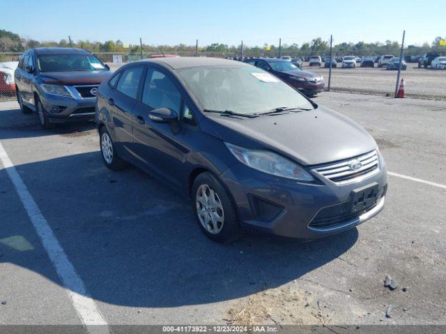  Salvage Ford Fiesta