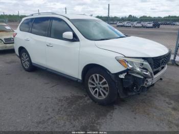  Salvage Nissan Pathfinder
