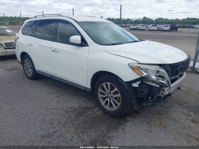  Salvage Nissan Pathfinder