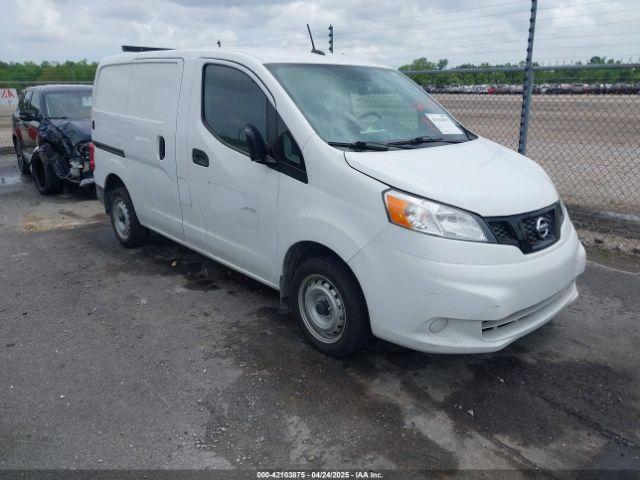  Salvage Nissan Nv