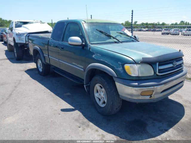  Salvage Toyota Tundra