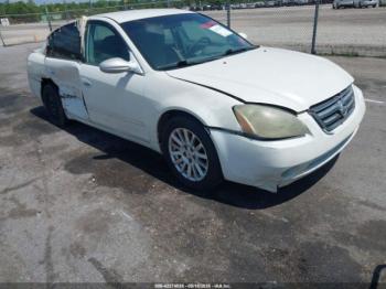  Salvage Nissan Altima