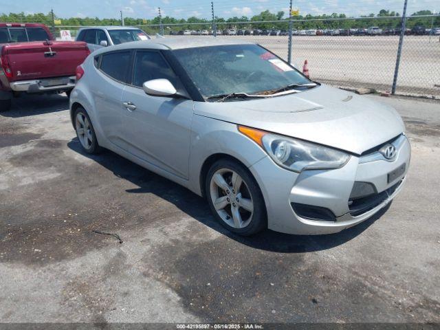  Salvage Hyundai VELOSTER