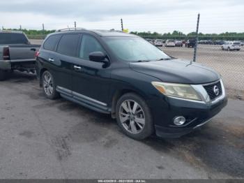  Salvage Nissan Pathfinder