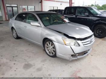  Salvage Toyota Avalon