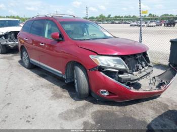  Salvage Nissan Pathfinder