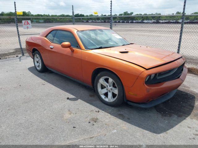  Salvage Dodge Challenger