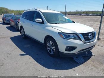  Salvage Nissan Pathfinder