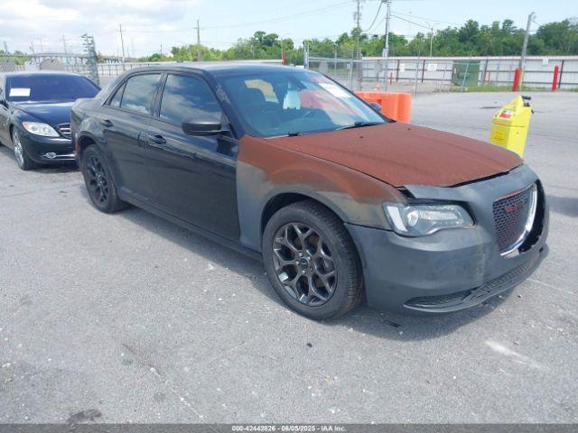  Salvage Chrysler 300