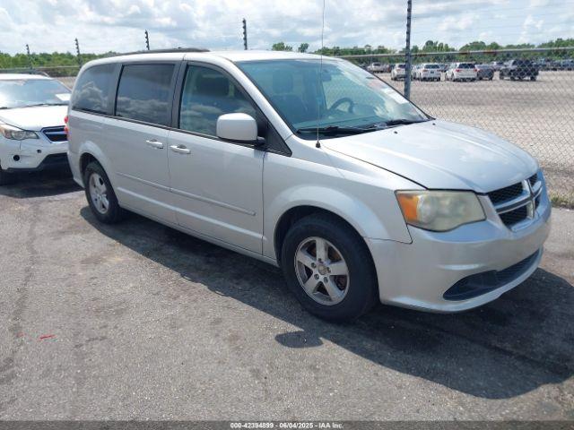  Salvage Dodge Grand Caravan