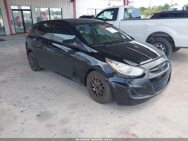  Salvage Hyundai ACCENT