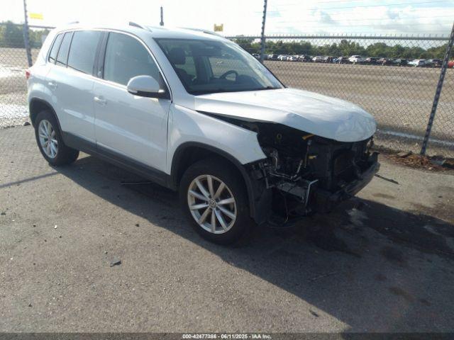 Salvage Volkswagen Tiguan