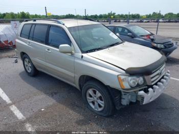  Salvage Toyota Highlander