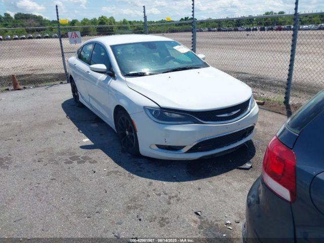  Salvage Chrysler 200