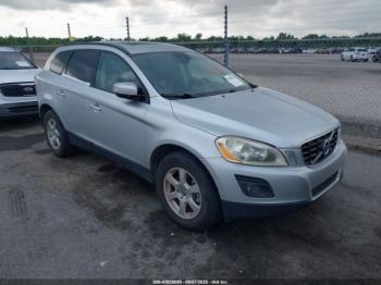  Salvage Volvo XC60