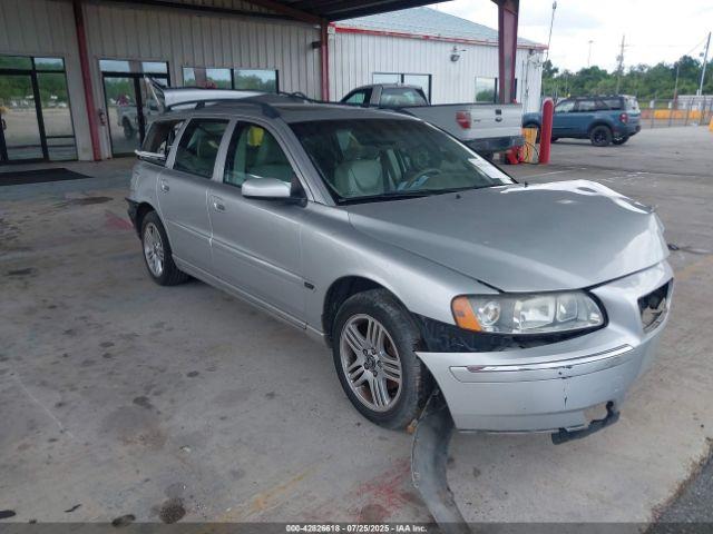  Salvage Volvo V70