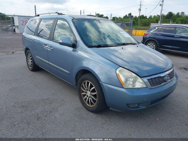  Salvage Kia Sedona