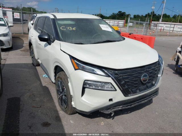  Salvage Nissan Rogue