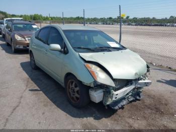  Salvage Toyota Prius