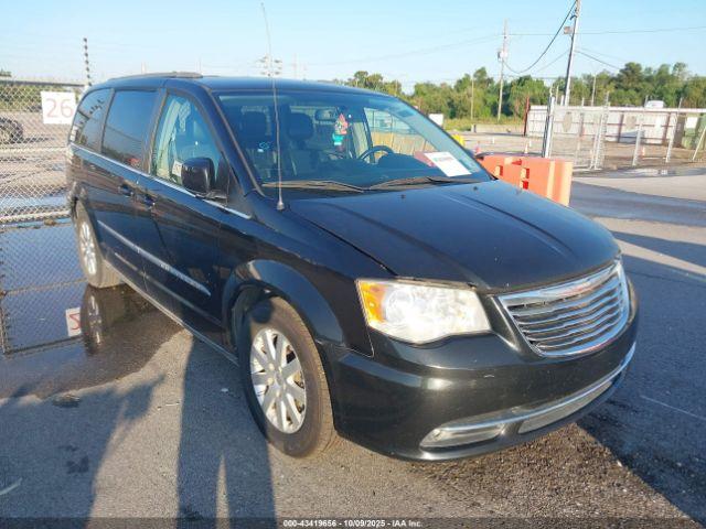  Salvage Chrysler Town & Country