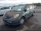 Toyota Sienna Ce Image 8