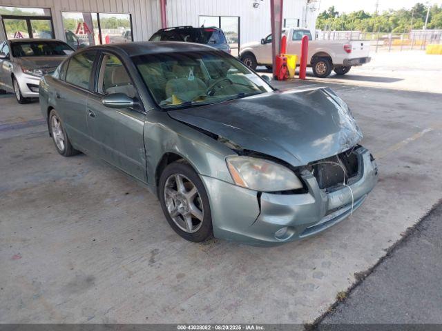  Salvage Nissan Altima
