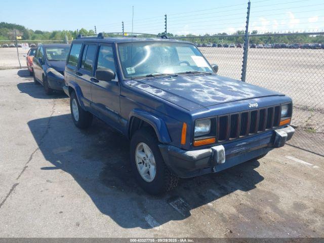  Salvage Jeep Cherokee