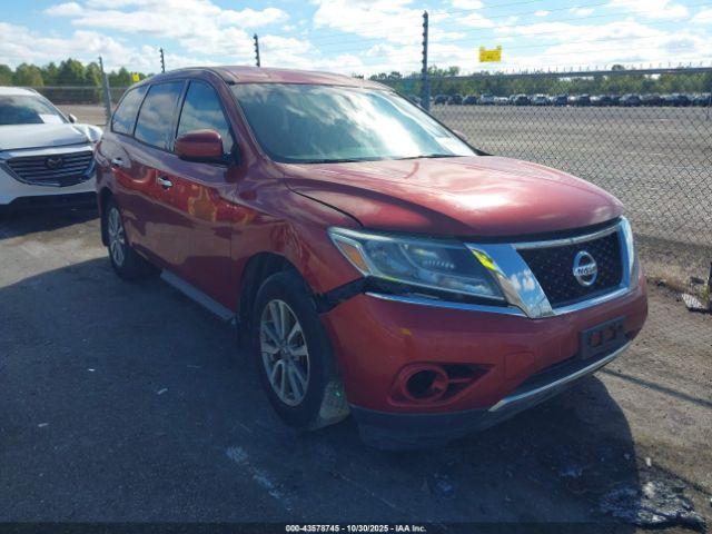  Salvage Nissan Pathfinder