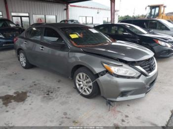  Salvage Nissan Altima