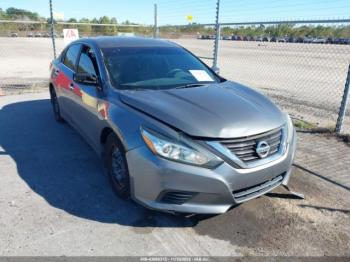  Salvage Nissan Altima