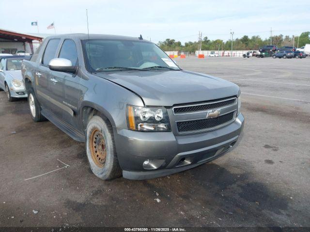 Salvage Chevrolet Avalanche 1500
